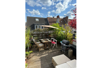 Über den Dächern von Köln Deutz - Sonne pur von der riesigen Dachterrasse genießen