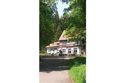 Haus zum Kaufen in Oberhof 895.000,00 € 716 m²