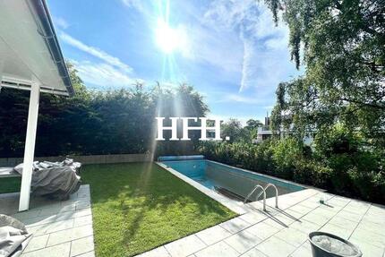 5,5 - Zimmer-Wohnung mit großzügiger Terrasse und Pool - Hamburg Wandsbek
