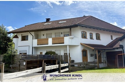 ***Charmante 3-Zimmer-Dachgeschosswohnung mit Balkon in kleiner Wohnanlage*** - Malching