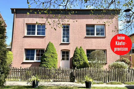 HORN IMMOBILIEN ++ modernes Einfamilienhaus mit idyllischem Grundstück in Blumenhagen bei Pasewalk