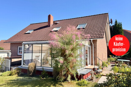 HORN IMMOBILIEN + Burg Stargard Einfamilienhaus mit Einliegerwohnung + separate gewerblichen Einheit