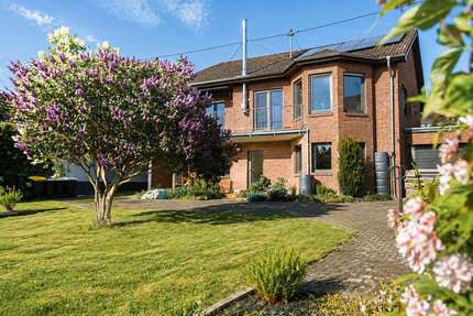 Haus zum Kaufen in Saffig 549.000,00 € 162 m²