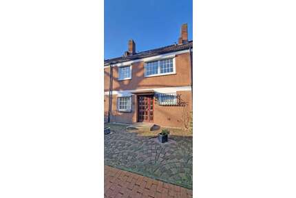 Haus zum Kaufen in Bremen 320.000,00 € 154 m²