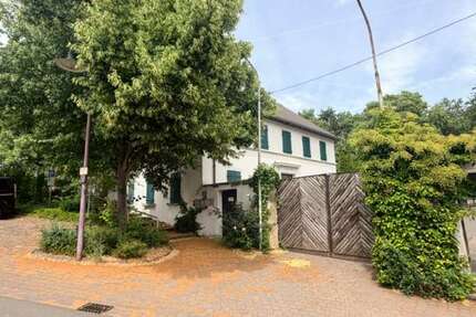 Haus zum Mieten in Albisheim 1.300,00 € 177 m²