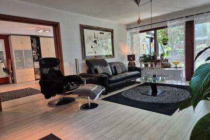 *PROVISIONSFREIE* 5,5-Zimmer große EG Wohnung mit Wintergarten - Filderstadt