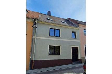 Reihenhaus zur vermieten in Zentraler Lage von Oschatz