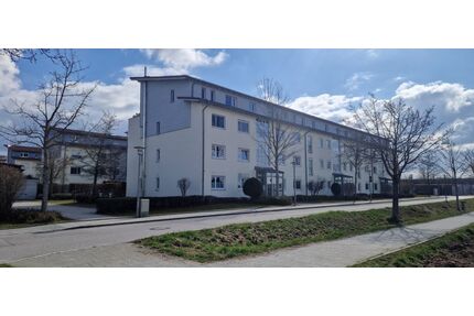 Provisionsfrei* (Von Privat) Charmante 4-Zimmer Wohnung mit Balkon sowie Außenstellplatz in Kirchheim bei München