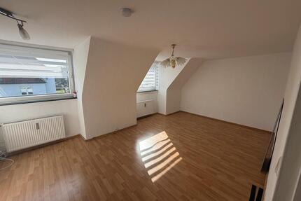 Schöne Helle Dachgeschosswohnung in Witten Heven KM 490