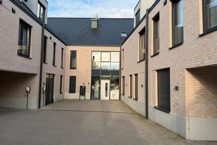 Penthousewohnung zu vermieten - 1.075,00&nbsp;EUR Kaltmiete, ca.&nbsp; 104,00&nbsp;m&sup2; in Barnstorf (PLZ: 49406)