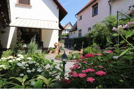 Haus zum Kaufen in Steinweiler 548.800,00 € 136 m²
