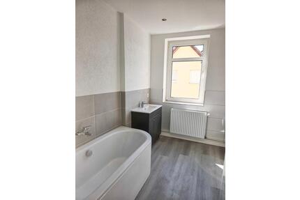 4- Zimmerwohnung in ruhiger Lage mit Garten u. Stellplatz - Lugau/Erzgebirge
