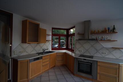 Haus im Haus: Mainsonette Wohnung 6,5 Zimmer Niedernhausen OT