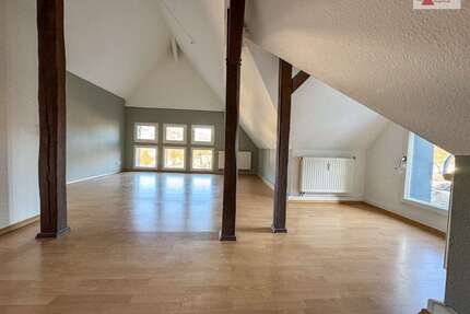 Wohnung zum Kaufen in Schwarzenberg 75.000,00 € 78 m²