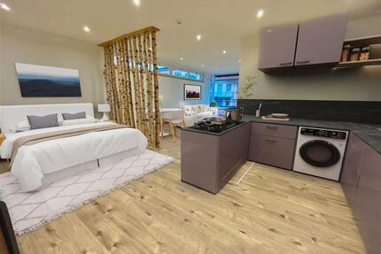 Erstbezug nach Sanierung! Loft mit großer Dachterrasse, neuer EBK, neues Bad & Aufzug - Bad Kissingen