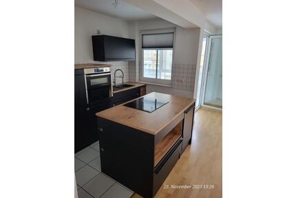 Helle 2-Zimmer Wohnung mit EBK, Aufzug, Tiefgaragenstellplatz - Plauen Altstadt