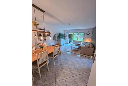 Helle 3-Zimmer Erdgeschosswohnung mit Garten & Garage in Werneck