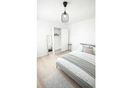 WG-Zimmer in Germering 750,00 € 12 m²