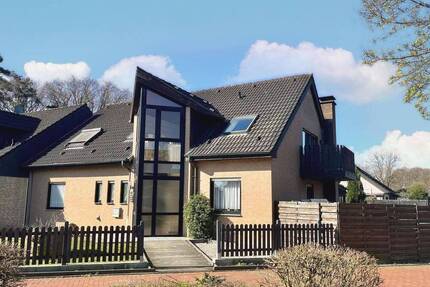 Raumwunder ++ Großzügig geschnittenes Zweifamilienhaus ++ Ruhige Wohnlage ++ 2 Garagen ++ 2 Stellplätze - Dorsten Wulfen