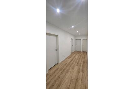 Helle 3 Zimmer Mietwohnung Kernsaniert - Seelze