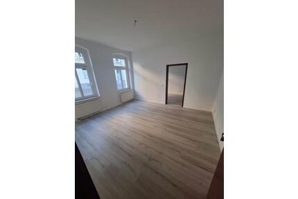 Kleine schöne 2-Raum-Wohnung in Chemnitz OT Bernsdorf