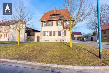 Repräsentatives Wohnhaus mit historischem Flair und mit großzügigem Raumangebot - Seeland Gatersleben