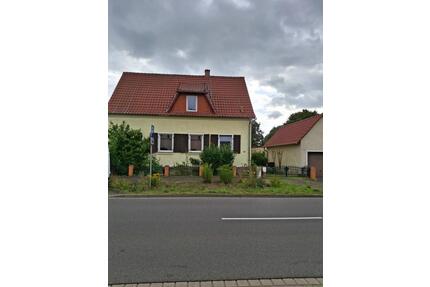 Freistehendes Einfamilienhaus mit Garage in 06774 Schwemsal - Eilenburg