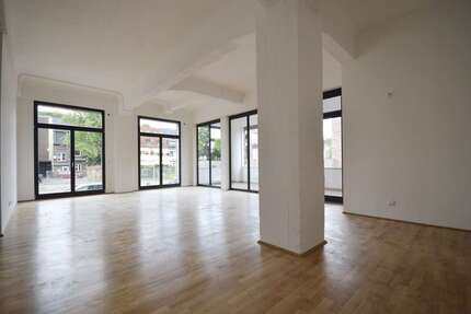 Wohnung zum Kaufen in Krefeld 450.000,00 € 108 m²