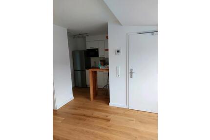 Schöne Kleine Dachgeschosswohnung - Osterholz-Scharmbeck