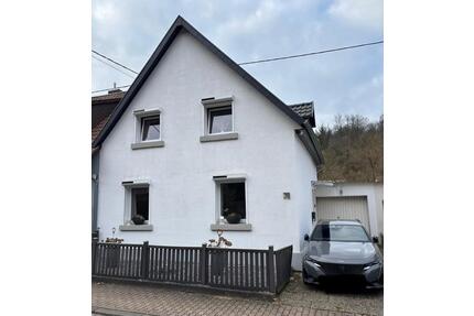 Einfamilienhaus - 250.000,00&nbsp;EUR Kaufpreis, ca.&nbsp; 90,00&nbsp;m&sup2; in Merzig (PLZ: 66663)