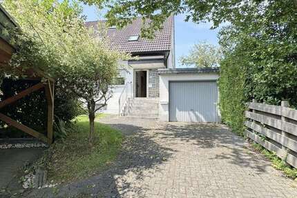 Haus zum Kaufen in Overath 298.000,00 € 114 m²