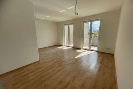 Wohnung zum Mieten in Oranienburg 1.160,64 € 64.48 m²