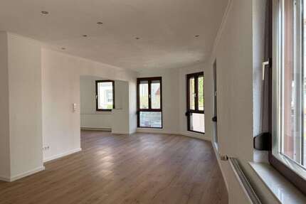 Haus zum Mieten in Wörth 1.100,00 € 128 m²