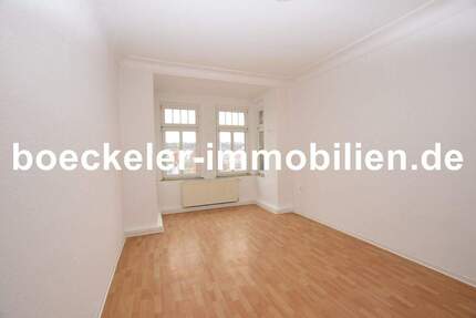 Große Familien aufgepasst - 650,00&nbsp;EUR Kaltmiete, ca.&nbsp; 112,00&nbsp;m&sup2;&nbsp;Wohnfl&auml;che in Weißenfels (PLZ: 06667)