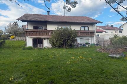 Zweimal Familienhaus, mit Einliegerwohnung im Grünen - Wangen im Allgäu
