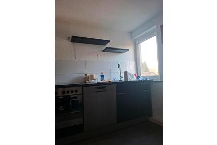 Dachgeschoß Wohnung 2,5 Zimmer 64qm2 Nähe der Unna City o. Balkon