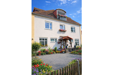 Wohnung zum Kaufen in Gräfentonna 171.360,00 € 73.68 m²