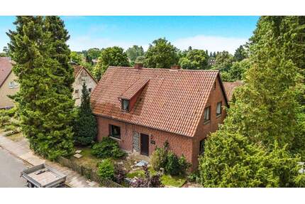 Einfamilienhaus mit Sanierungsbedarf auf Erbbaurechtsgrundstück - viel Potenzial in sehr guter Lage - Lüneburg Mittelfeld