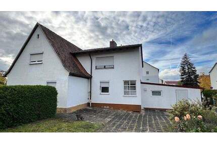 Kleines Eigenheim mit herrlichem Grundstück am Stadtrand! - Neustadt/Aisch