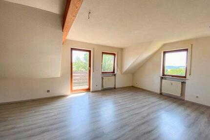 3 Zimmer Wohnung zur Miete - 650,00&nbsp;EUR Kaltmiete, ca.&nbsp; 81,00&nbsp;m&sup2; in Itzgrund (PLZ: 96274)