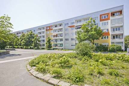 Wohnung zum Mieten in Halle (Saale) 359,00 € 59.73 m²