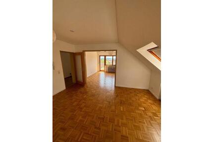 Geräumige DG Wohnung + Garage - 700,00&nbsp;EUR Kaltmiete, ca.&nbsp; 83,50&nbsp;m&sup2; in Wittlich (PLZ: 54516)