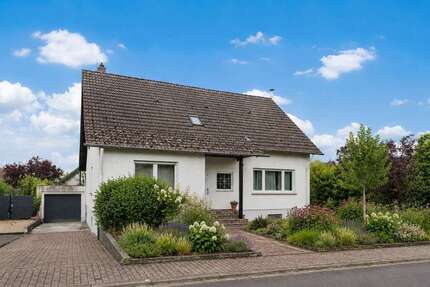 Haus zum Kaufen in Rehlingen-Siersburg 355.000,00 € 180 m²