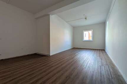 Wohnung zum Mieten in Buchbach 700,00 € 100 m²