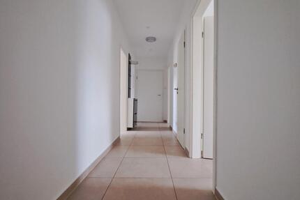 Renovierte 3-Zimmerwohnung im Dachgeschoss - ab sofort - Osnabrück Gretesch