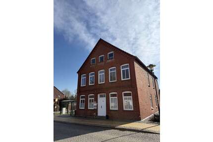 Haus zum Kaufen in Schönberg 429.000,00 € 255 m²