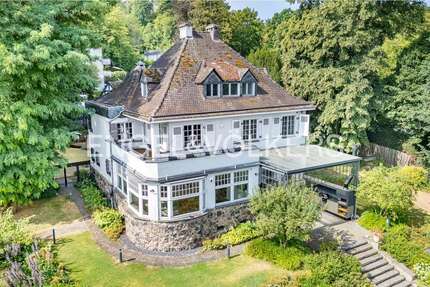 Haus zum Kaufen in Bonn - Muffendorf 2.280.000,00 € 380 m²