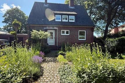 Gepflegtes Einfamilienhaus mit schönem Garten - Elmshorn