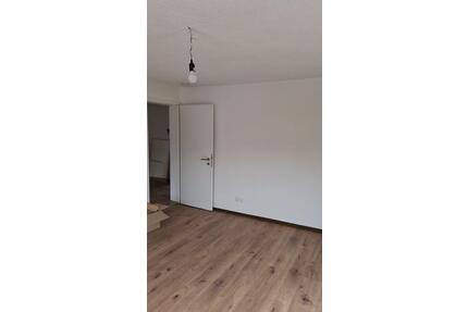 3 ZW in Mühlacker Enzberg - 775,00&nbsp;EUR Kaltmiete, ca.&nbsp; 65,00&nbsp;m&sup2; in Mühlacker (PLZ: 75417)