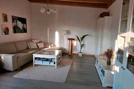 Dachgeschoss Wohnung Waldstetten - zentrale Lage